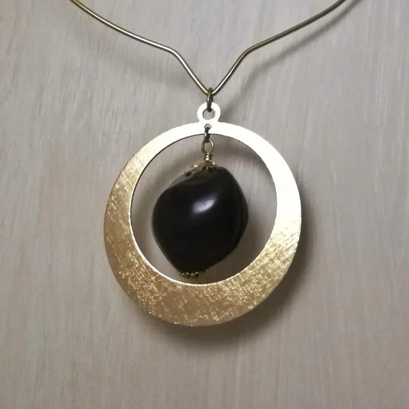 Kukui Nut Collar Necklace - Goldtone - Picture 2 of 7